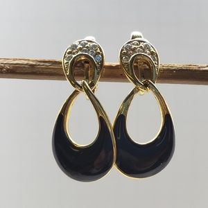 Crown Trifari Drop Fashion Clip On Earrings